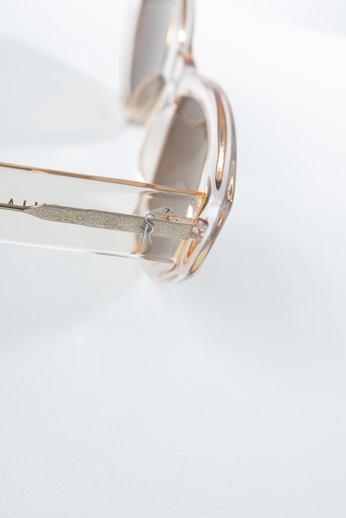SR Capri Translucent - Sr Sunglasses